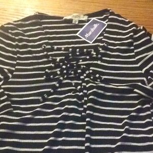 Women’s love tree top Sz medium